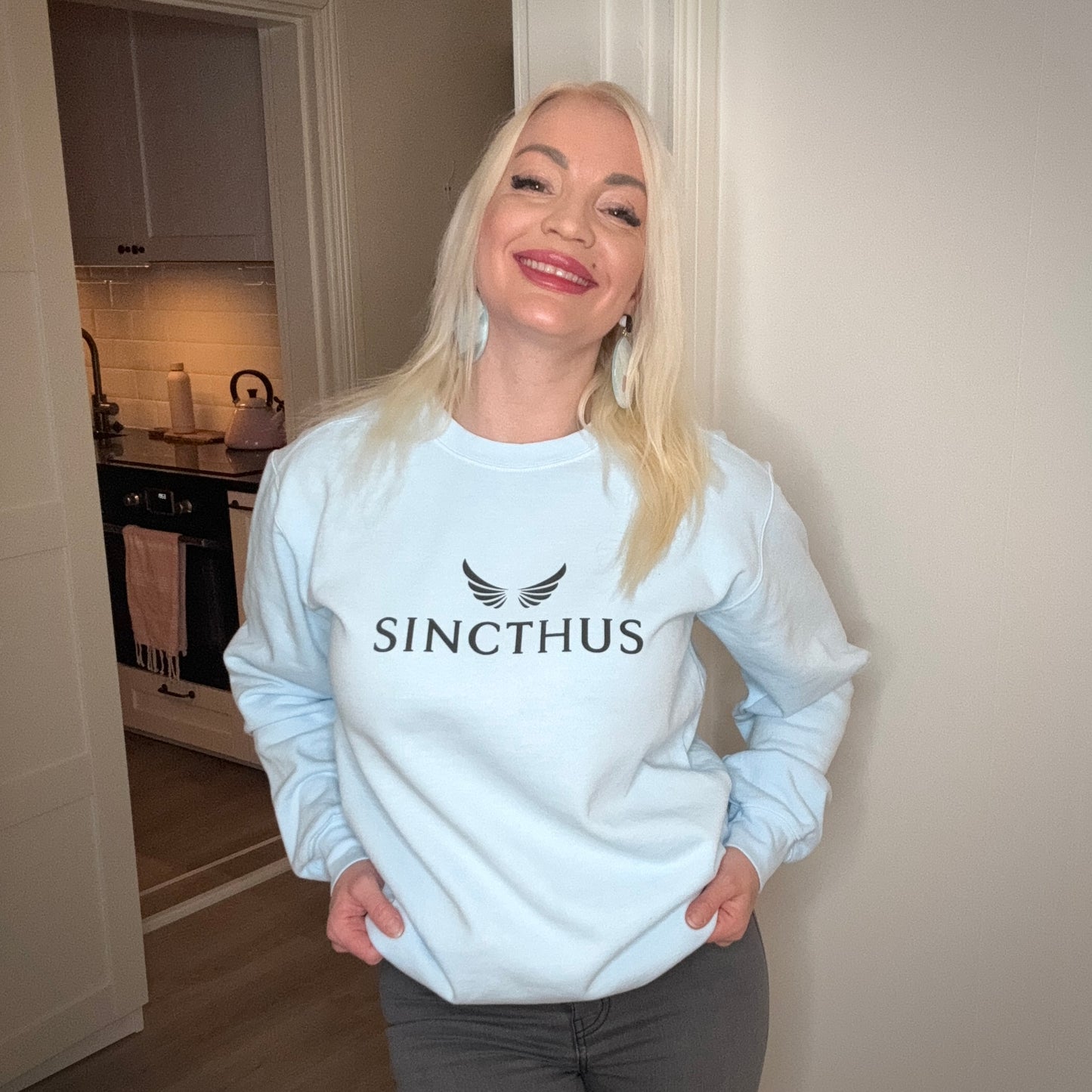 Unisex Garment-Dyed Sweatshirt Sincthus