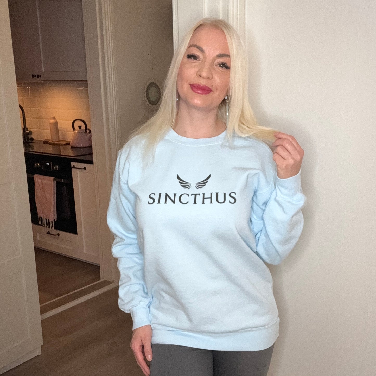 Unisex Garment-Dyed Sweatshirt Sincthus