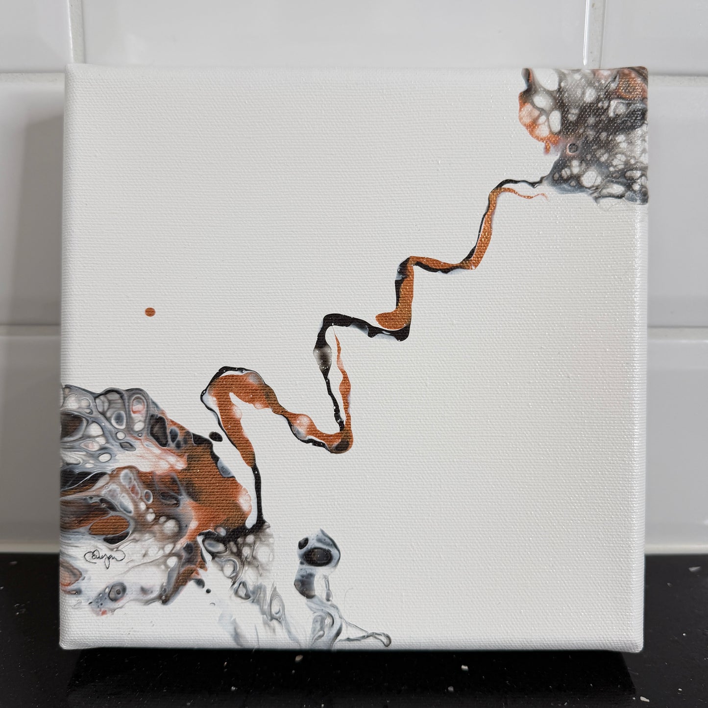 Telepathic, 2025, Pouring