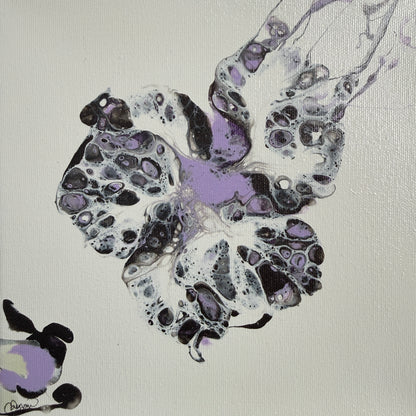 Sphinx, 2025, Pouring